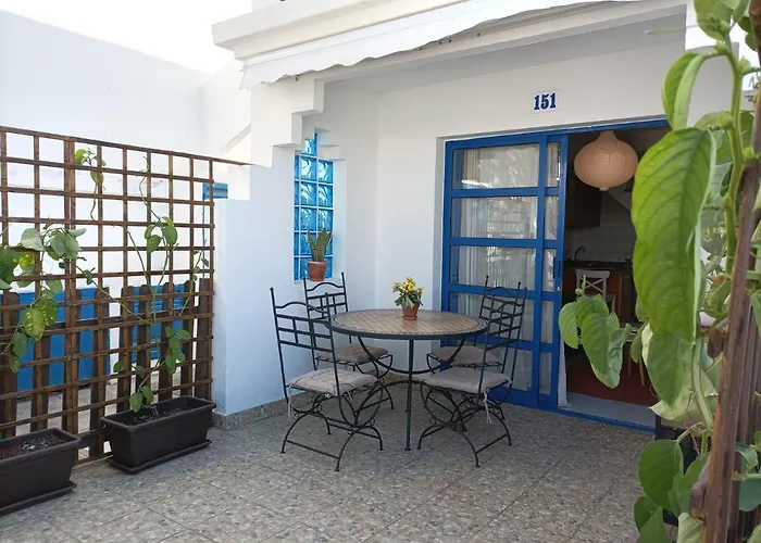 Pool View With Terrace Appartement